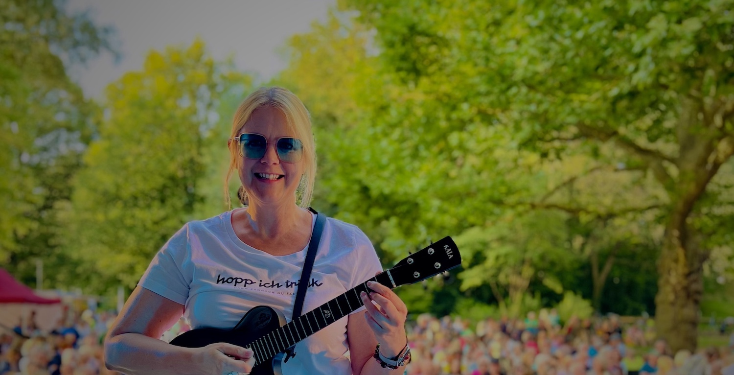 MarTINA Extra 3 Live!